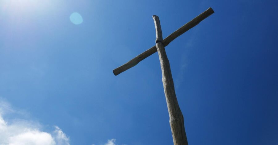 brown wooden cross